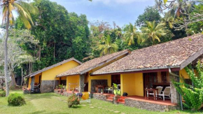 Гостиница Weligama Resort  Weligama